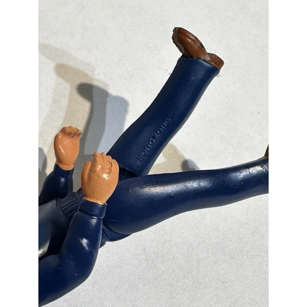 VTG 1985 Fisher Price Adventure People Construx Male Figure Blue Suit 2.75